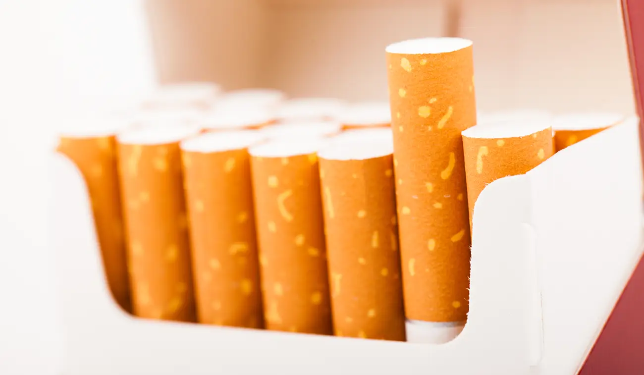 Laserperforation von Zigaretten Mundstück Papier.